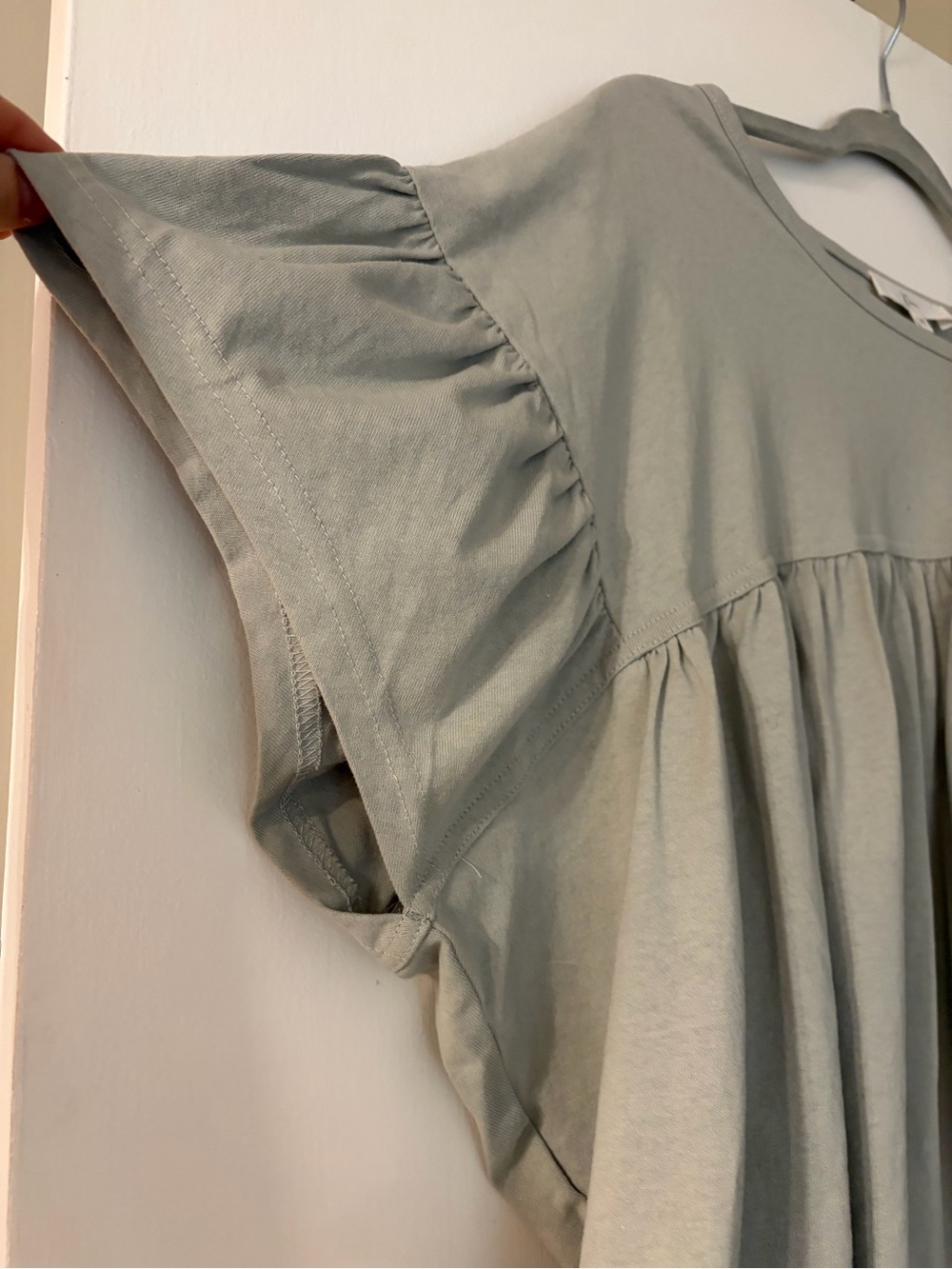 Klesis Oversized Babydoll Blouse | Sage Green Swing Top | Side Slit Tunic | M - Picture 5 of 6